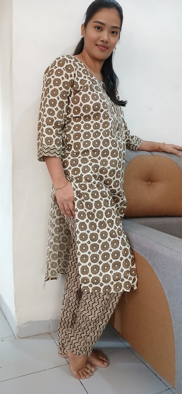 2a BROWN PRINT SUIT SET