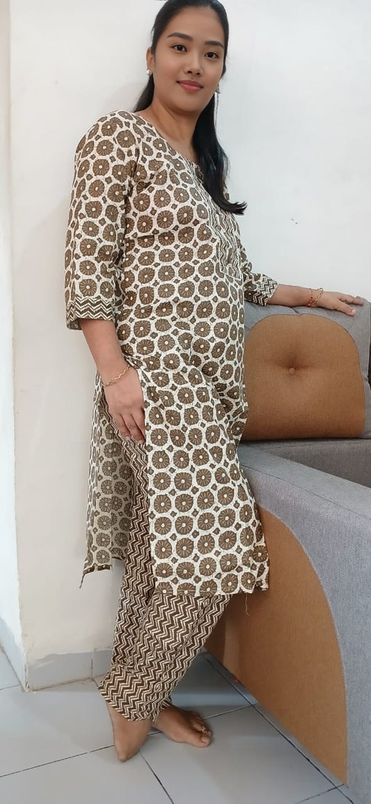 2a BROWN PRINT SUIT SET